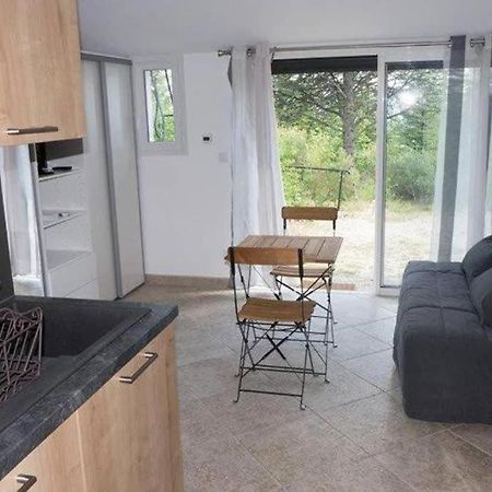 Villa La Lurette, Appartement Et Studio Saint-Etienne-les-Orgues Luaran gambar