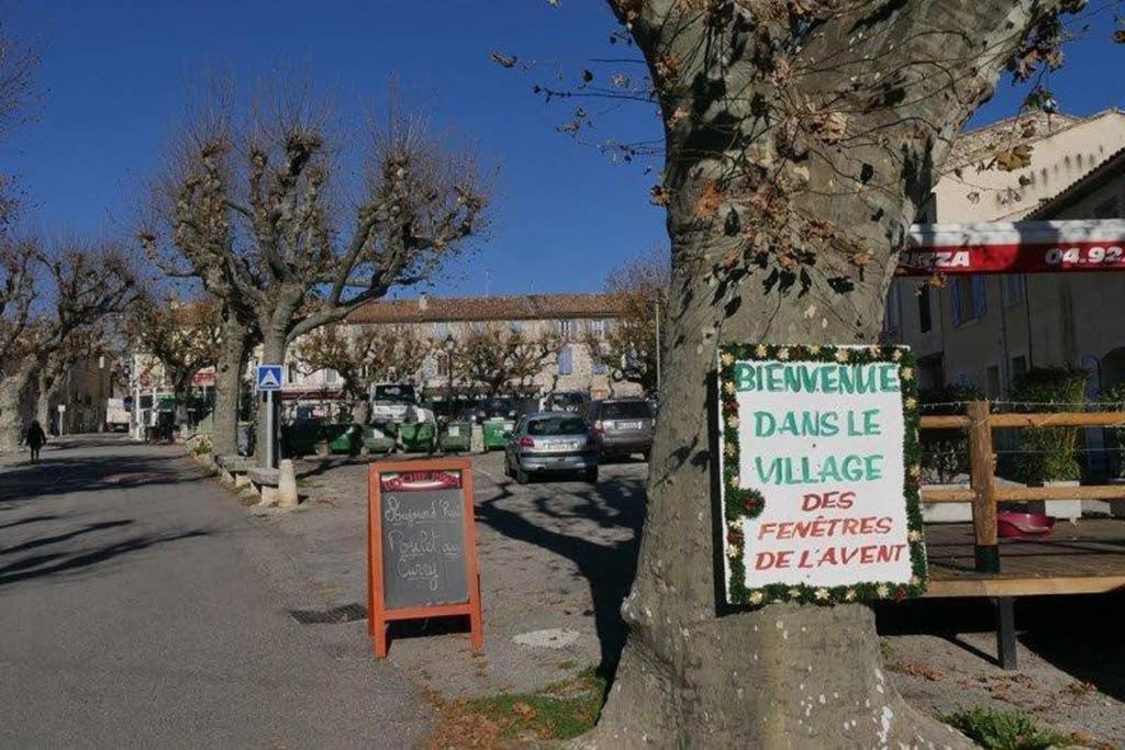 Villa La Lurette, Appartement Et Studio Saint-Etienne-les-Orgues Luaran gambar