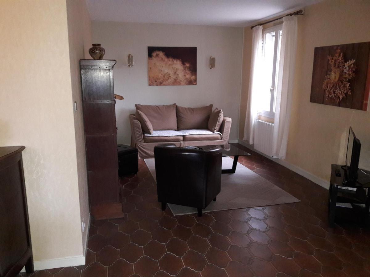 Villa La Lurette, Appartement Et Studio Saint-Etienne-les-Orgues Luaran gambar